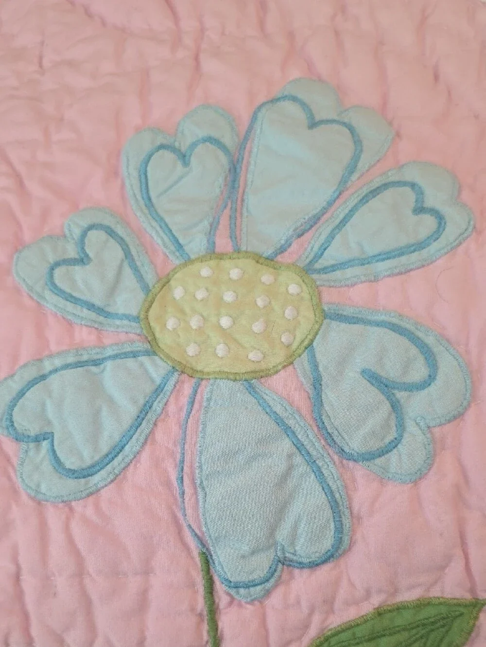 Pottery Barn Kids Daisy Garden Pink Blues Floral Appliqué Embroidered Quilt Twin